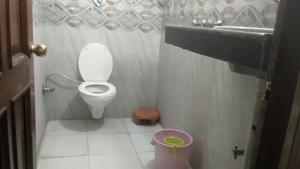 Hotel Apple Rose Near Harish Dhaba