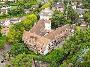 Mega cobertura - Capivari - 8 Quartos - Salão de Jogos