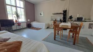 Taideniityn PikkuTaika 1-2lle