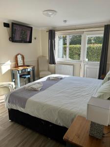 Halfway House Inn Country Lodge