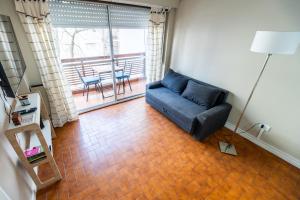 Check and Home - Catamarca - 4 Huéspedes en el Centro con Balcón a la Calle