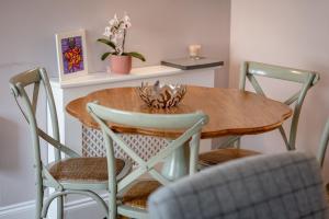 Century Court - No 16