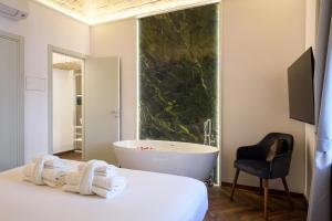 Antinous Suites