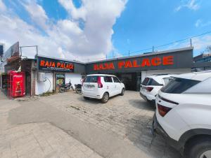 Raja Palace