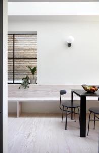 Sea View Townhouse by Westbrook Bay