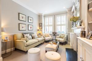 Elegant Fulham Retreat with Private Garden
