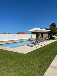 Casa rural con piscina Viña de Millan
