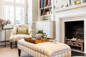 Elegant Fulham Retreat with Private Garden