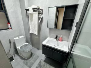 Spacious Kilimani Apartment for Family Work and Leisure with Gym