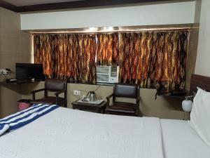 HOTEL GOLDEN PALACE PVT LTD