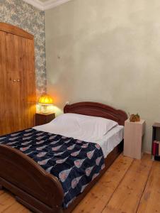 Authentic Old Tbilisi Apartment - Narikala & Shardeni