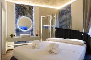 Antinous Suites