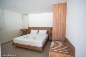 Rodos Suites on the Park