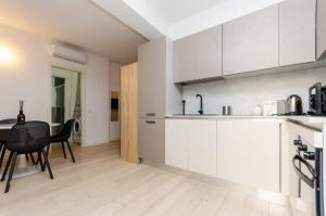 Vivimi Home - Mantegna, Comfort tra Parco Sempione, Arco della Pace e Metropolitana Gerusalemme