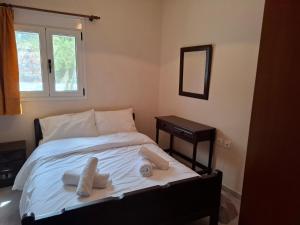 Karofillos homes-Oropedio