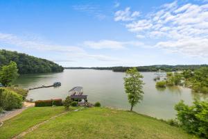 Sunsets at the Lake by American Patriot Getaways