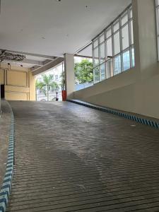 Marvinns by LVH - 150 Newport Boulevard