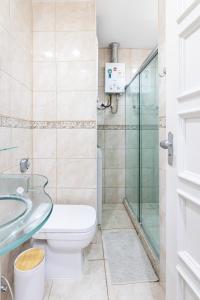 Tropical Copacabana Apartments