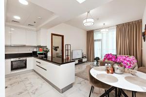 Stylish 1BR Apartment at Meera Tower - 4hvězdičkové hotely ve městě Dubaj