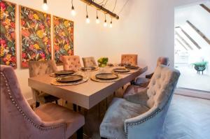 Barbicans Luxurious Townhouse