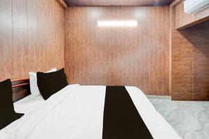 Hotel O Vrishti Residency And Hotels