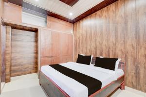 Hotel O Vrishti Residency And Hotels