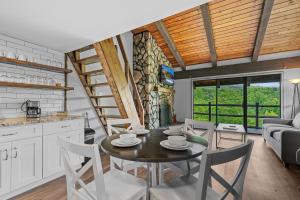 Wildwood Refuge by American Patriot Getaways