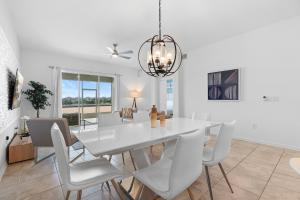 Paradise Home 20 Mins to Disney with Pool and Waterpark on Property