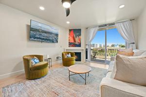 B310 - Oceanside Getaway