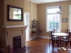 Large Historic Downtown Loft Front