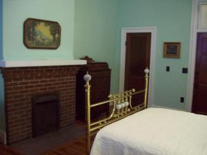 Large Historic Downtown Loft - Rear