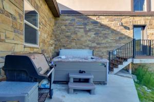 Luxe Ski Escape! Breck Home with Hot Tub and Game Room