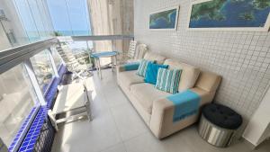 Frente ao mar Pitangueiras 4 quartos 10 pessoas 1 vaga