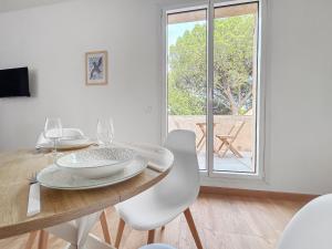 T2 lumineux avec terrasse à Fréjus