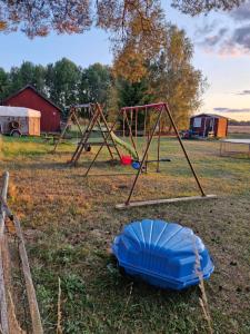 Happy Farm Little Cabin