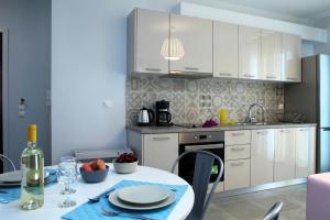 Nikiana City Center Apartment