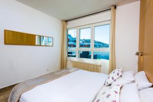 Arena Penthouse Apartments