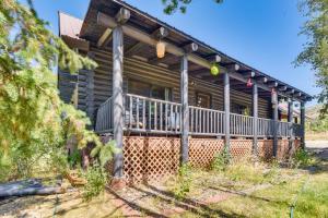 Ski, Hike and More Homey Huntsville Retreat!