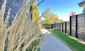 Modern Luxury Home I Sleeps 8 I 10min to Downtown