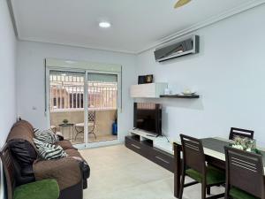 Torrevieja Beach By Gloove