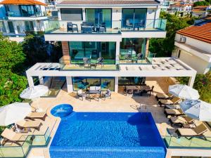 Modern & Spacious Villa in Kalamar Bay