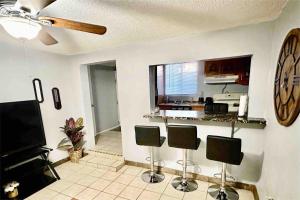 Entire 3 bedroom House Near Lee Trevino
