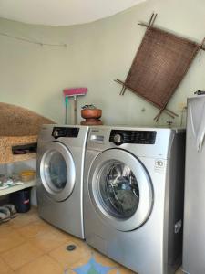 Casa Rosa de los Vientos in oak forest