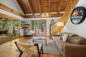 The Woodstock by American Patriot Getaways