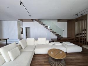 Modern Luxury Villa in Green Coast with Sea View & Private Garden