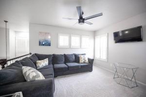 4 Bedroom Home With Pool, Hot Tub, Outdoor Kitchen