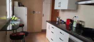 Habitación con baño privado