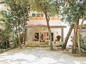 Boho-Chic Villa with 4 Bedrooms & 5 Bathrooms in Exclusive Playacar Phase 2