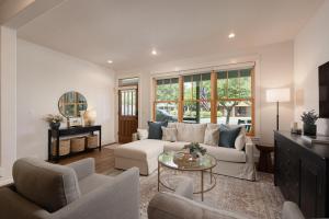 Cascade Cottage in Pine Meadows for 6