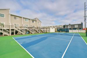 Steps to Rehoboth Bay Marina! Condo w Pool Access